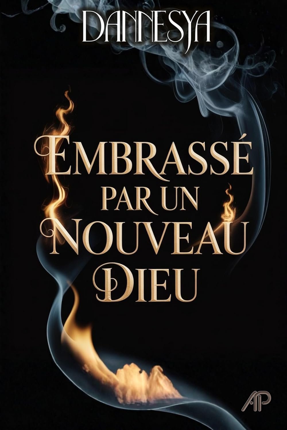 Embrassé par un nouveau dieu