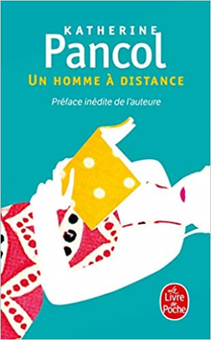 Un homme à distance