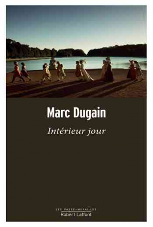Intérieur jour