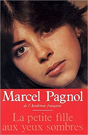 La petite fille aux yeux sombres