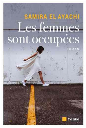 Les femmes sont occupées