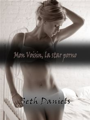 Mon Voisin, la star porno: partie à trois avec un couple mature et une jeune fille